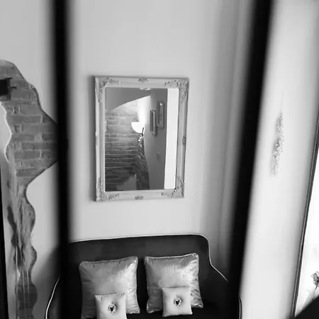 Alexander 3* Pollutri