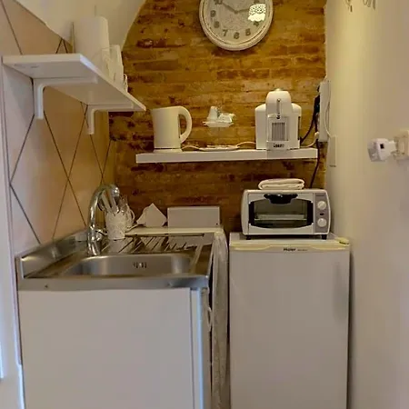 Alexander Bed & Breakfast Pollutri