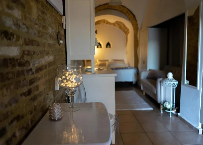 Alexander Bed & Breakfast